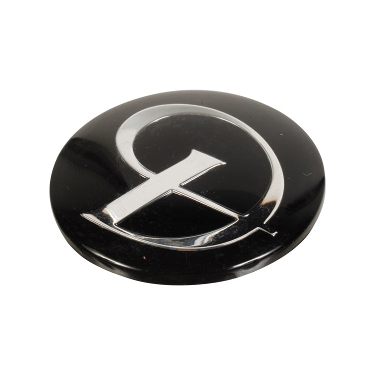 Road Wheel Badge, Road Wheel Centre Badge - Silver Daimler 'D' Logo On A Black Background.