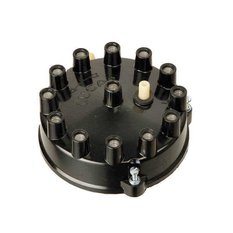 Lucas distributor cap, with vent for the 12 cylinder Jaguars from 1972, with gasket.